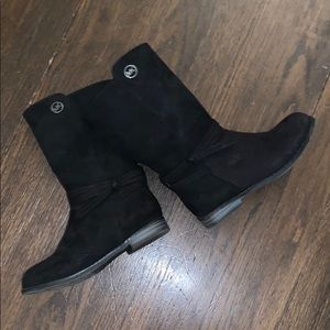 Sz 10 - black suede MK boots
